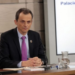 Pedro Duque rescata, con un Real Decreto Ley, a miles de afectados por los préstamos Renta Universidad