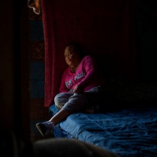 En el incendio que mató a 41 niñas encerradas en un hogar estatal de Guatemala, la policía se negó a abrirles la puerta