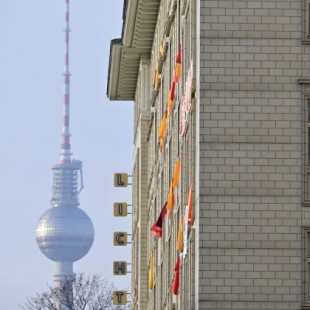 Berlín celebrará un referéndum sobre la prohibición de los grandes terratenientes y viviendas sociales [ing]