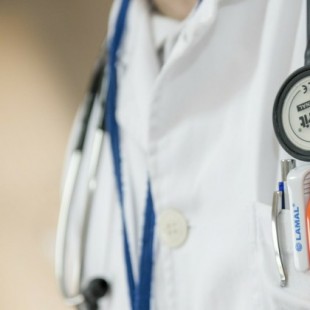 Los riesgos de las guardias médicas de 24 horas: una realidad ignorada