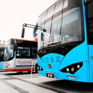 El 17% de los buses de China son ya eléctricos. Y está teniendo efectos en el consumo mundial de crudo