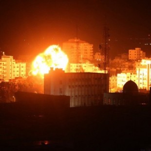 Israel bombardea en toda Gaza