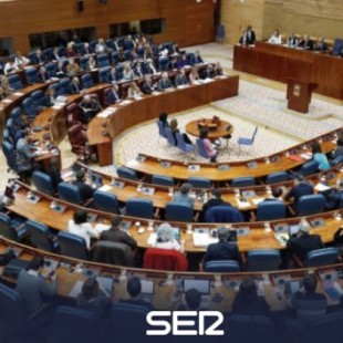 Los diputados acuerdan quedarse con las tabletas de la Asamblea valoradas en 180.000 euros