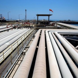 EXCLUSIVA-Arabia Saudita amenaza con terminar operaciones de crudo en dólares en para frenar la "NOPEC"