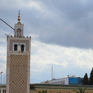 Sin esperar la llegada de Haftar, los ministros libios huyen a Túnez