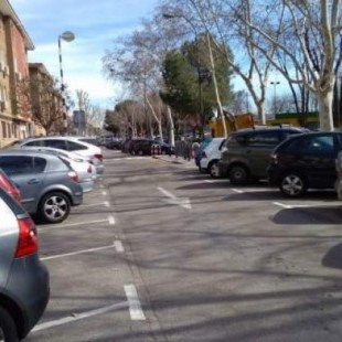 Un juez de Madrid falla que solo se puede multar una vez a un coche mal aparcado durante varios días consecutivos