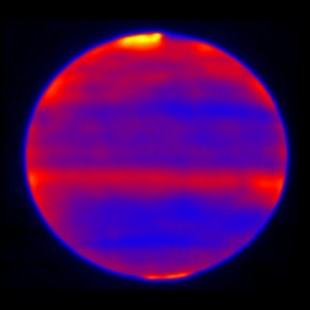 La atmósfera de Júpiter se calienta bajo el viento solar (ENG)
