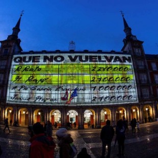 La Junta Electoral expedienta al Ayuntamiento de Madrid y a Podemos por proyectar los 'papeles de Bárcenas'