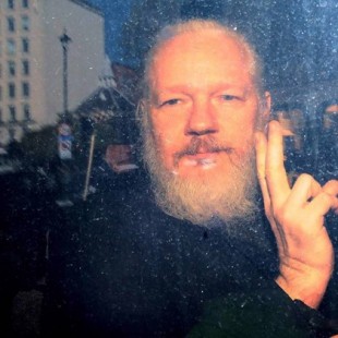 "Primero vinieron a por Assange", por Varoufakis [ING]