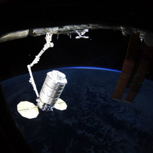 La cápsula de carga Cygnus 11 ya está en la Estación Espacial Internacional tras dejar unos ThinSat por el camino