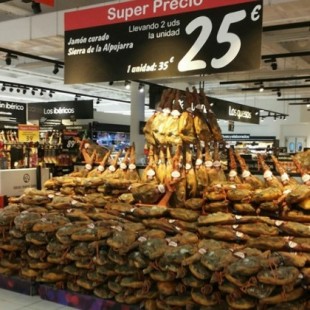 Carrefour saca tajada de la confusión con los jamones polacos
