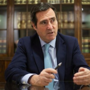 El presidente de CEOE pide a PP y Cs que se abstengan en la investidura y "dejen gobernar a Sánchez"