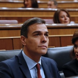 Sánchez tiene ya una mayoría en el Congreso para derogar la reforma laboral y la 'ley mordaza'