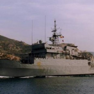Un patrullero español libera un buque secuestrado por piratas en el Golfo de Guinea