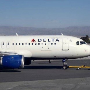 La americana Delta Airlines sugiere gastar el dinero de la cuota sindical en videojuegos
