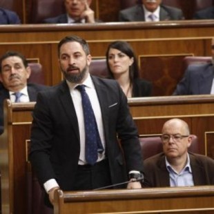 Abascal le roba una imagen al fotógrafo de Podemos