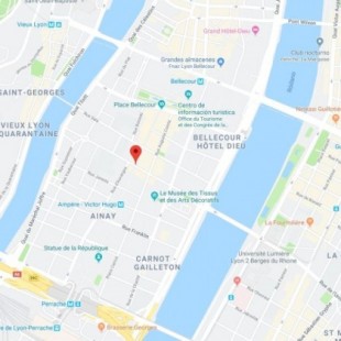 Explosión de un paquete bomba en el centro de la ciudad francesa de Lyon deja al menos 13 heridos