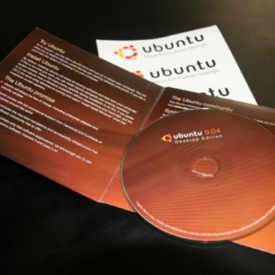 De la era en la que Ubuntu mandaba gratis sus CDs a una en la que la gente vende software libre (y es legal)