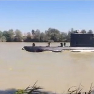 Habla el comandante que metió un submarino en el Guadalquivir: "Para un marino, un río es un reto" 