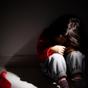 Condenado a 14 años por violar durante cuatro a una niña a la que había adoptado