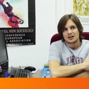 Andrés Villena: "Las elites no tienen ideología, tienden a crear clanes endogámicos"