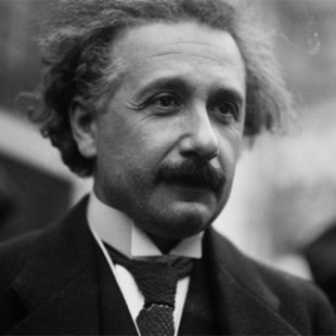 Sale a la luz grabación de Einstein en donde habla de música y la bomba atómica