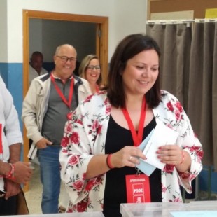 La alcaldesa de Conil (PSOE) dimite: «No puedo gobernar con la derecha»