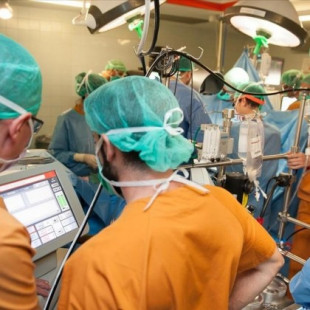 Bellvitge implanta su primer corazón artificial total, el segundo de España con éxito