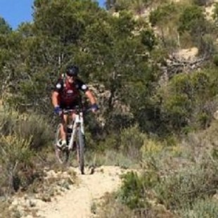El Seprona empieza a multar a ciclistas que se internan en el monte en Alicante