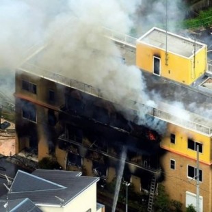 Al menos 10 muertos en incendio provocado en Kyoto Animation