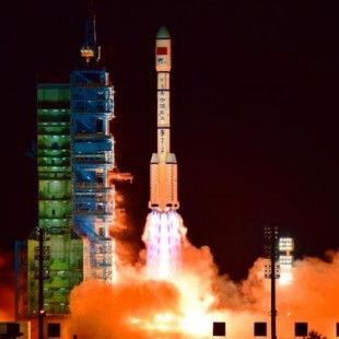 La estación espacial china Tiangong-2 caerá hoy a la Tierra (ING)