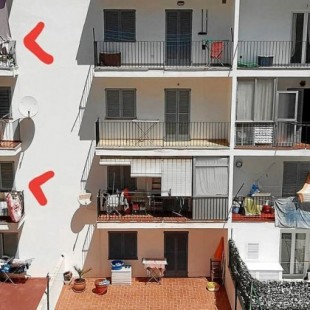 Alquilan balcones para pernoctar en la ciudad de Ibiza