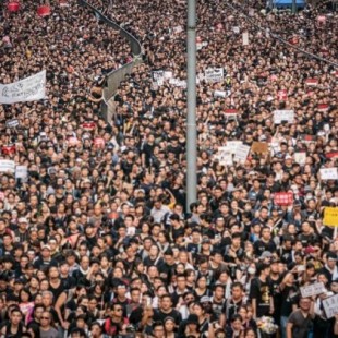 Trump  tuiteó que "no puede imaginar por qué" se culpó a Estados Unidos por las caóticas protestas en HongKong