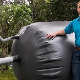 El invento que permite a cientos de ganaderos obtener biogás de excrementos animales