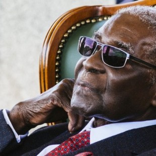 Fallece el dictador Robert Mugabe (Zimbabue)