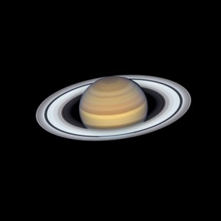 Los anillos de Saturno brillan en su último retrato por el Hubble (ING)