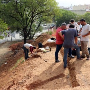 Aparecen 14 nuevas tumbas tartésicas en el Cabezo de La Joya