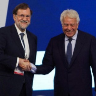 Felipe González y Mariano Rajoy defienden que PSOE y PP pacten en lo fundamental para salir del "bloquismo"