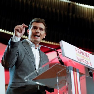 Rivera plantea un gran acuerdo de diez años entre Cs, PSOE y PP para realizar "la segunda Transición"