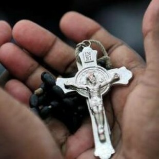 Los españoles ven la religión más como fuente de conflictos que generadora de paz