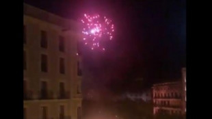 Detenido uno de los jóvenes que lanzó pirotecnia a un helicóptero de los Mossos en Barcelona