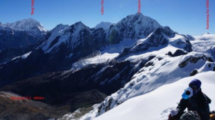 Un montañero español, vetado durante cinco años en Nepal tras accidentarse haciendo escalada ilegal