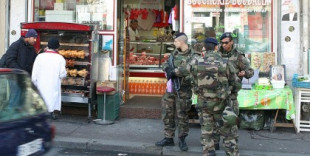 Cinco policías asesinados y cerca de 5.000 heridos en una ola de violencia suburbana en Francia