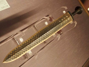 La Espada de Goujian, encontrada en 1966, no se oxidó ni perdió el filo en 2.500 años