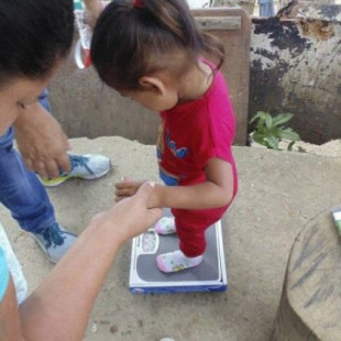 Advierten que Venezuela podría cerrar el año con más de 15% de desnutrición infantil