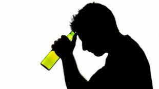 El alcohol sigue dañando el cerebro incluso cuando ya se ha dejado de beber