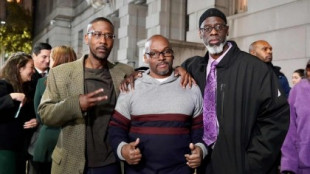 EEUU libera a tres hombres tras pasar 36 años en prisión por un crimen que no cometieron