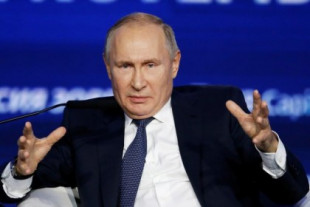 Putin promulga ley que prohíbe venta de móviles y ordenadores sin software ruso