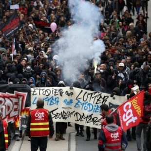 Francia se paraliza por la mayor huelga general en décadas