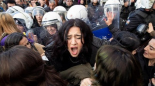 Turquía acusa a las detenidas por cantar 'El violador eres tú'
